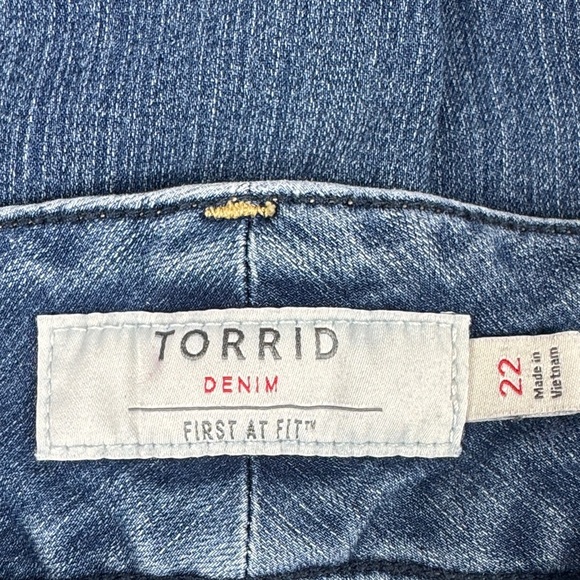 Torrid First At Fit Jegging Crop - Picture 6 of 12
